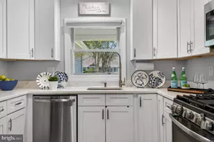 3905 Carvel Ln, Bowie, MD 20715 - Photo 25