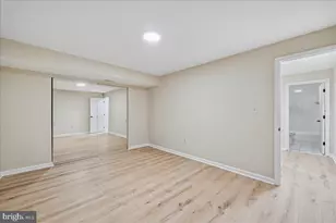 10611 Foxlake Dr, Bowie, MD 20721 - Photo 21