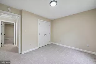 10611 Foxlake Dr, Bowie, MD 20721 - Photo 15