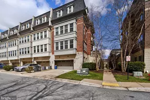 712 Sentry Square, Oxon Hill, MD 20745 - Photo 35
