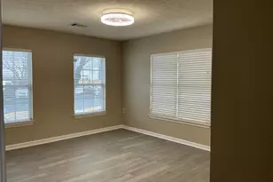 8961 Town Center Cir, Upper Marlboro, MD 20774 - Photo 9