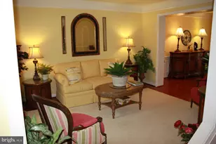 8606 Compass Ct, Laurel, MD 20708 - Photo 11