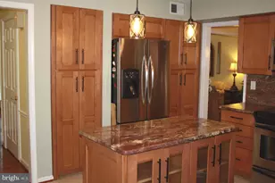 8606 Compass Ct, Laurel, MD 20708 - Photo 5