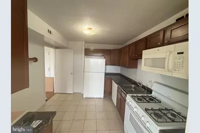 1836 Metzerott Road #1720, Hyattsville, MD 20783 - Photo 5