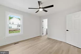5919 Crown St, Capitol Heights, MD 20743 - Photo 11