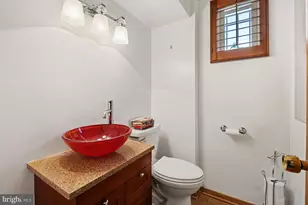910 Luray Pl, Hyattsville, MD 20783 - Photo 33