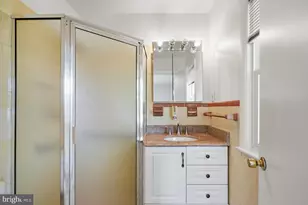 910 Luray Pl, Hyattsville, MD 20783 - Photo 27
