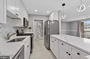 529 Wilson Bridge Dr, Oxon Hill, MD 20745 - Photo 7