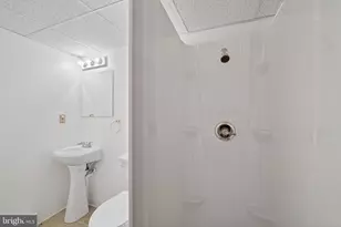 10702 Hollaway Dr, Upper Marlboro, MD 20772 - Photo 17