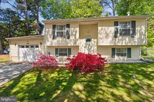 10702 Hollaway Dr, Upper Marlboro, MD 20772 - Photo 1