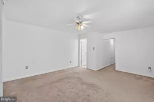 10702 Hollaway Dr, Upper Marlboro, MD 20772 - Photo 7