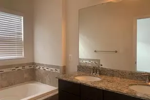 5315 Davis Point Ln, Greenbelt, MD 20770 - Photo 11