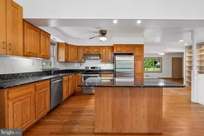 10909 Fleetwood Drive, Beltsville, MD 20705 - Photo 5