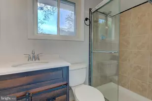 6628 Adrian St, Hyattsville, MD 20784 - Photo 37