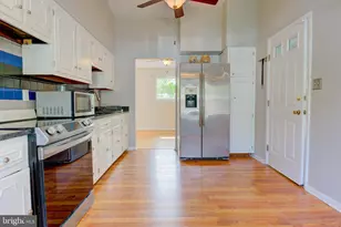 6628 Adrian St, Hyattsville, MD 20784 - Photo 17