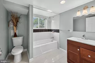 5506 Helmont Dr, Oxon Hill, MD 20745 - Photo 9