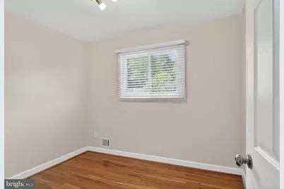 5506 Helmont Drive, Oxon Hill, MD 20745 - Photo 11