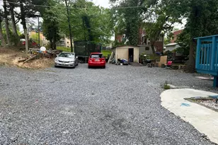 1821 Longfellow St, Hyattsville, MD 20782 - Photo 11