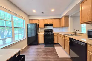 7266 Mahogany Dr, Hyattsville, MD 20785 - Photo 5