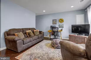 9317 Geaton Park Pl, Lanham, MD 20706 - Photo 7