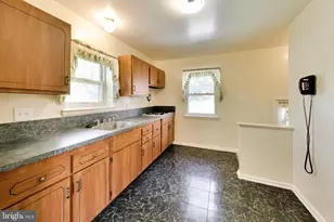 4206 Lyons St, Temple Hills, MD 20748 - Photo 9