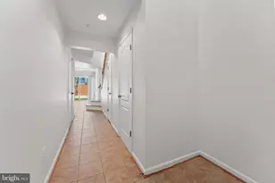 702 Anoosh Ct, Upper Marlboro, MD 20774 - Photo 3