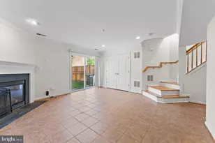 702 Anoosh Ct, Upper Marlboro, MD 20774 - Photo 5