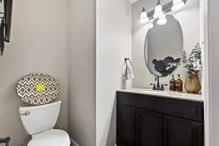 7246 Mahogany Dr, Landover, MD 20785 - Photo 13