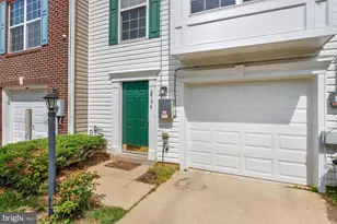 2754 Zeek Ln, Lanham, MD 20706 - Photo 3