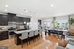 5308 Davis Point Ln, Greenbelt, MD 20770 - Photo 7