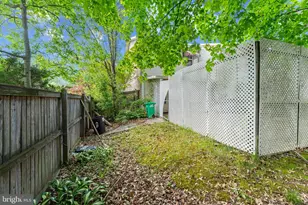 8914 Simeon Ct, Upper Marlboro, MD 20772 - Photo 29