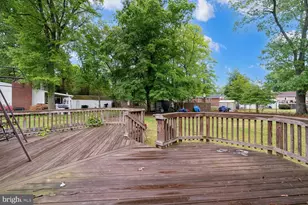 6701 Birch Ln, Temple Hills, MD 20748 - Photo 9