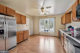 6701 Birch Ln, Temple Hills, MD 20748 - Photo 17