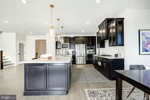 6547 Clubhouse Dr, Laurel, MD 20708 - Photo 27