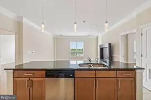 5400 Auth Rd, Suitland, MD 20746 - Photo 19