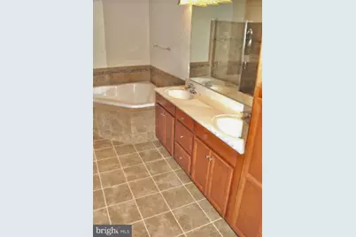 518 Rampart #11, Oxon Hill, MD 20745 - Photo 9