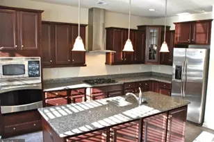 518 Rampart, Oxon Hill, MD 20745 - Photo 3