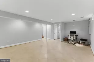6255 Hammett St, Beltsville, MD 20705 - Photo 19