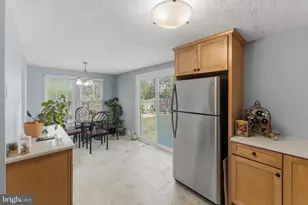 6255 Hammett St, Beltsville, MD 20705 - Photo 13