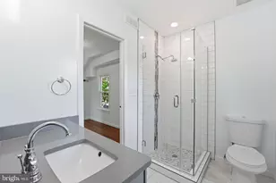 5715 Tennyson St, Riverdale, MD 20737 - Photo 17