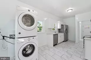 5715 Tennyson St, Riverdale, MD 20737 - Photo 7
