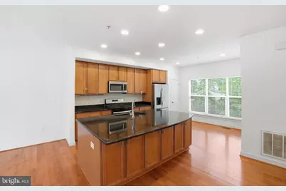 5610 Lustine, Hyattsville, MD 20781 - Photo 3