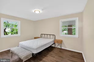 8122 Gavin St, Hyattsville, MD 20784 - Photo 9