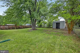 8122 Gavin St, Hyattsville, MD 20784 - Photo 15