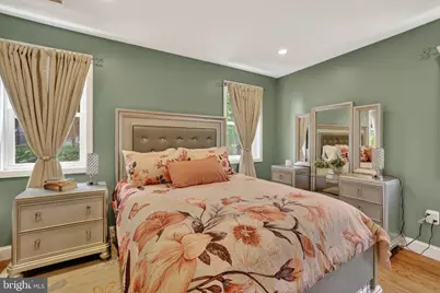 817 57th Place, Fairmount Heights, MD 20743 - Photo 17