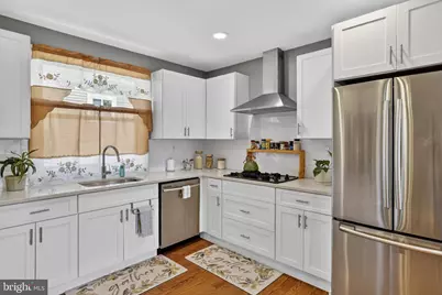 817 57th Place, Fairmount Heights, MD 20743 - Photo 7