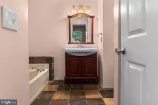 8514 Rheims Ct, Upper Marlboro, MD 20772 - Photo 17