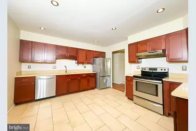 9301 Midland Turn, Upper Marlboro, MD 20772 - Photo 11