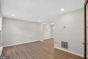 9510 Fox Run Dr, Clinton, MD 20735 - Photo 5