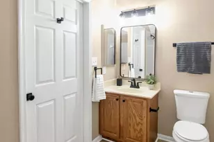 302 Fidgeway Ln, Upper Marlboro, MD 20774 - Photo 33